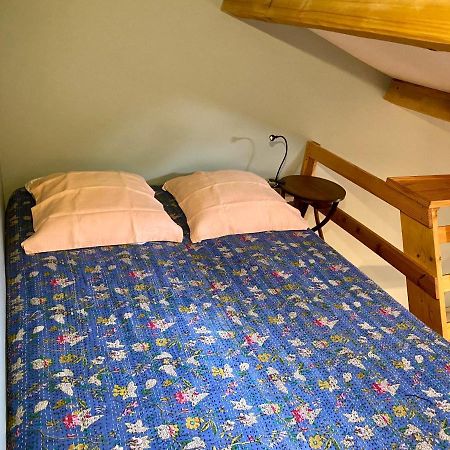 Cote Chenes Verts - Chambres D'Hotes Viols-en-Laval Ngoại thất bức ảnh